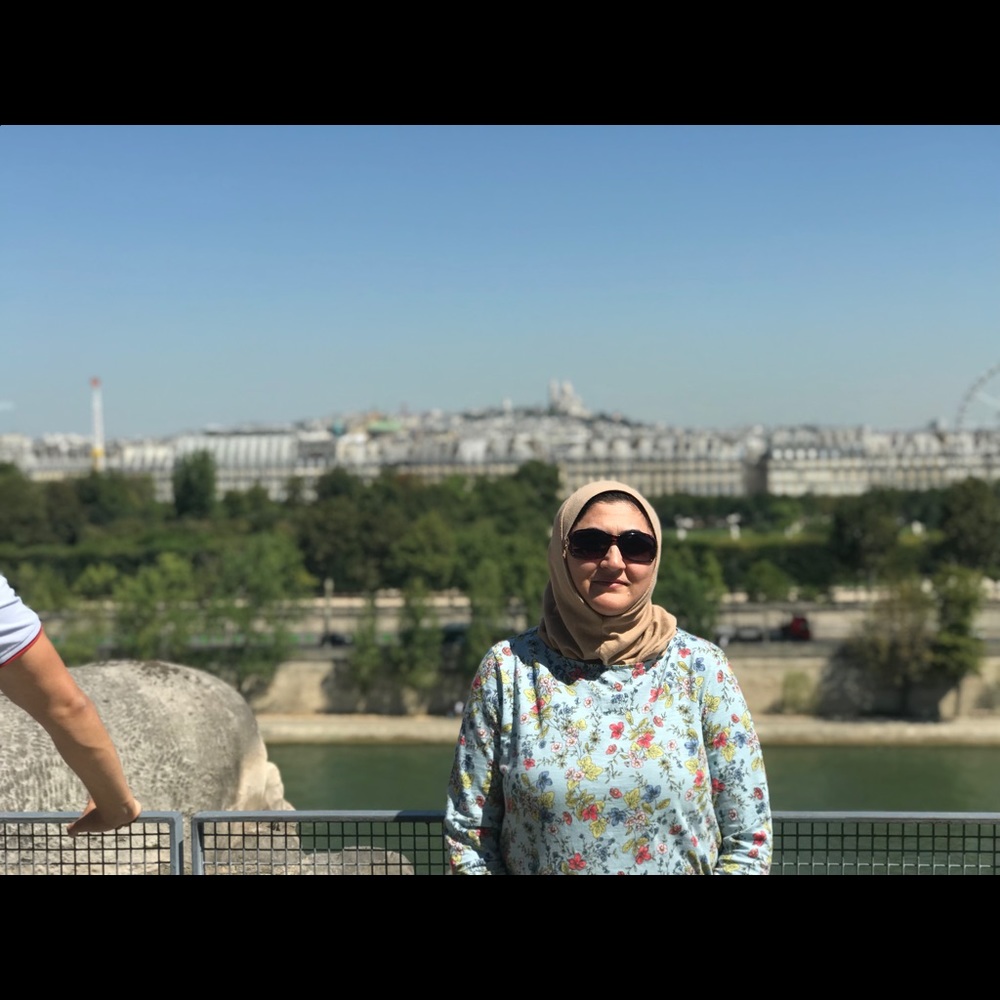 Meet your Posher, Amena
